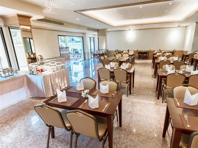 Airport Beach Hotel Phuket - Sha Extra Plus Nai Yang Beach 4*,